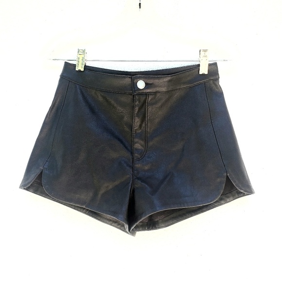 Divided Pants - H&M Divided Black Faux Leather Shorts Pants 4